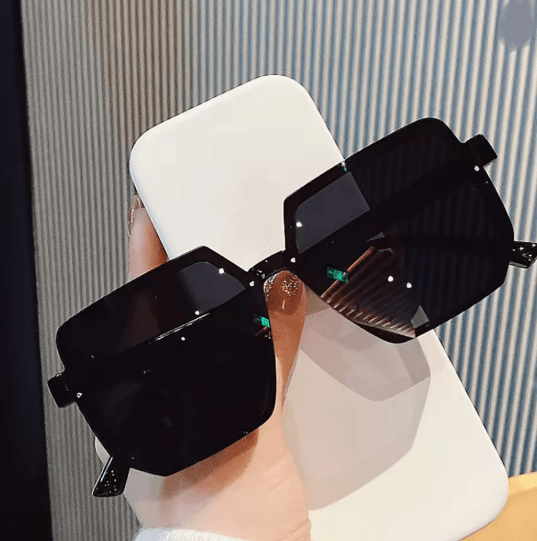 UrbanVista Oversized Square Vintage Sunglasses Unisex 6