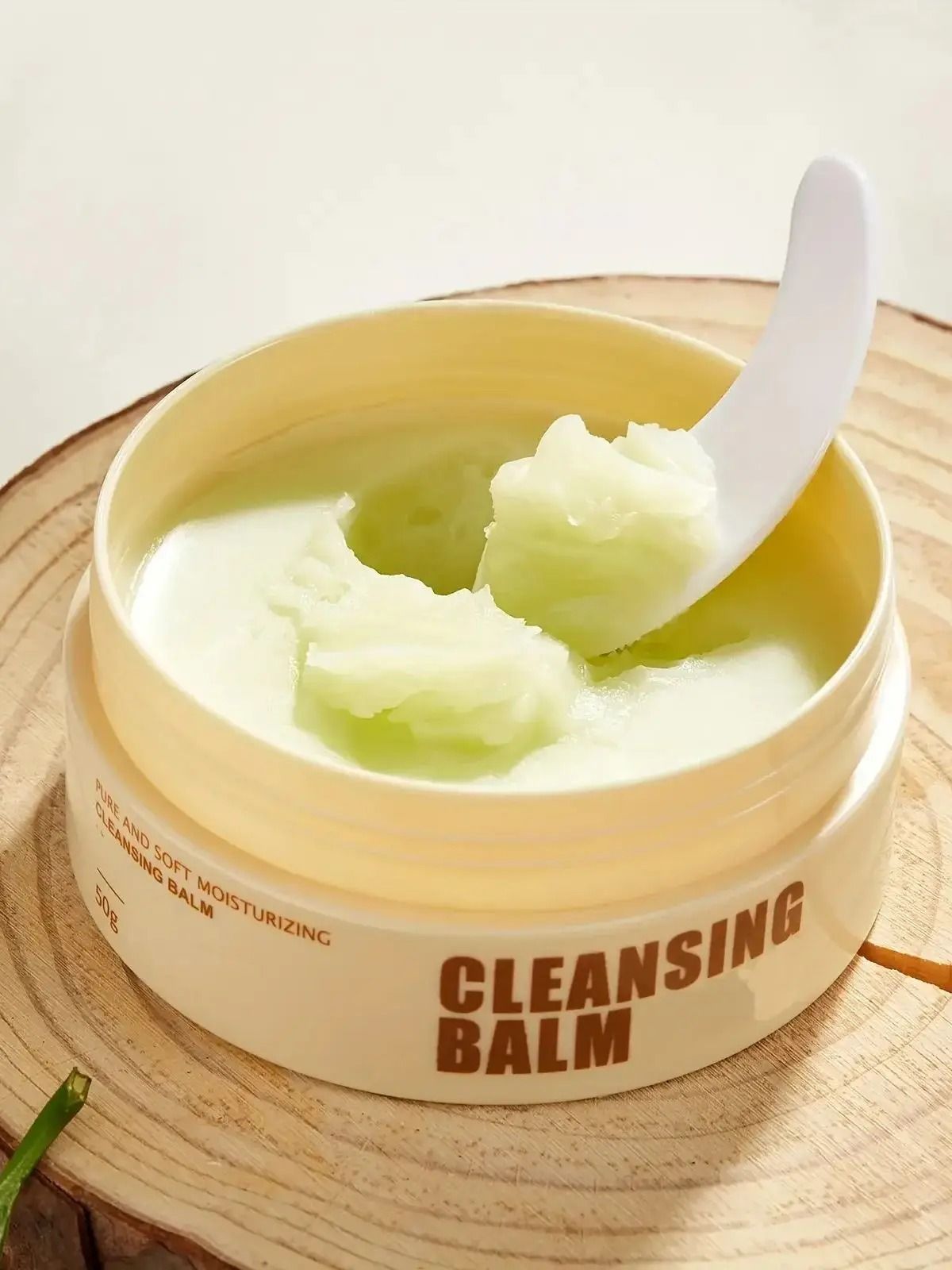 Mild Moisturizing Makeup Remover For Deep Gentle Cleansing 4