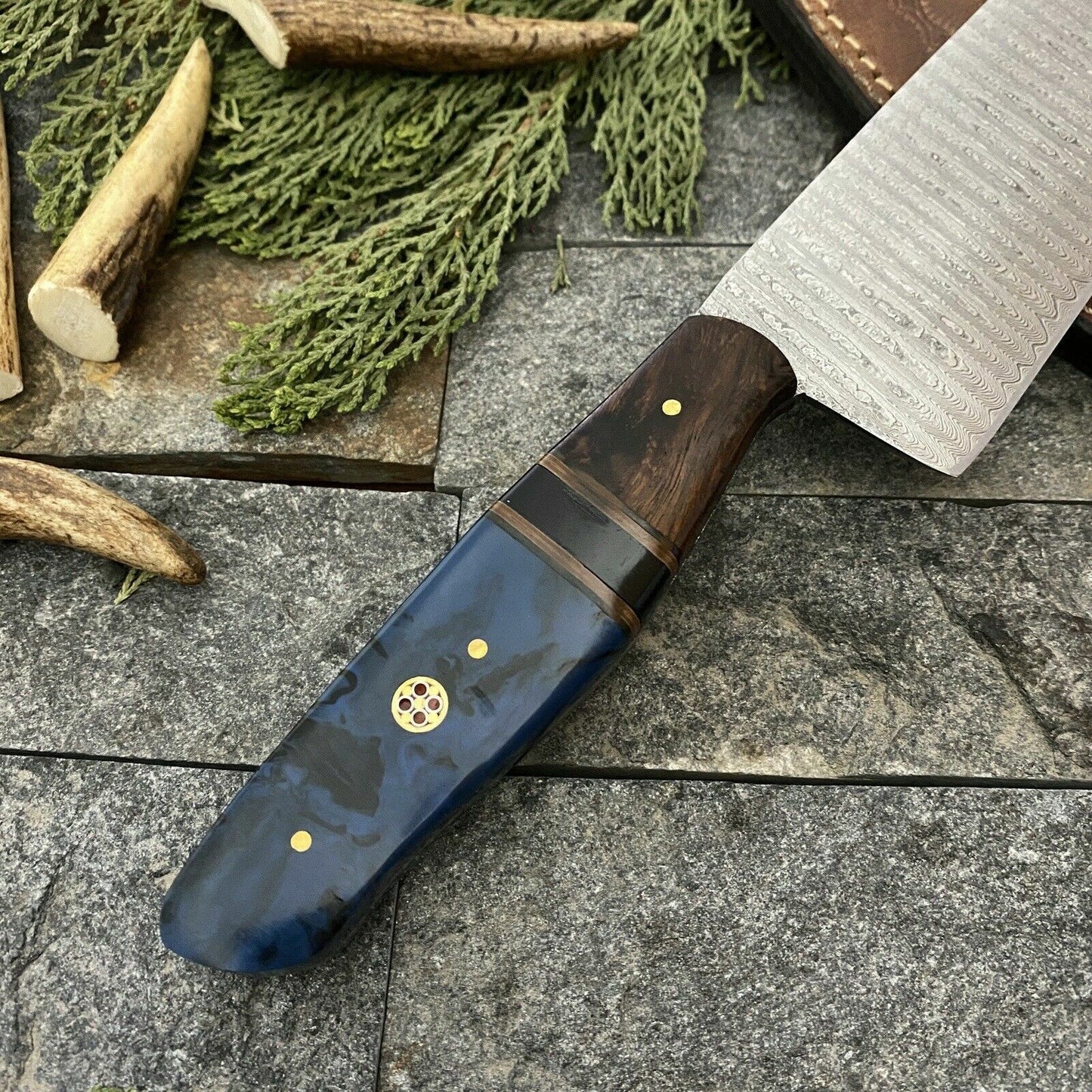 Hand Forged Twist Damascus Chef Knife  Wood  Resin Handle  Hunting Kitchen Knife 1