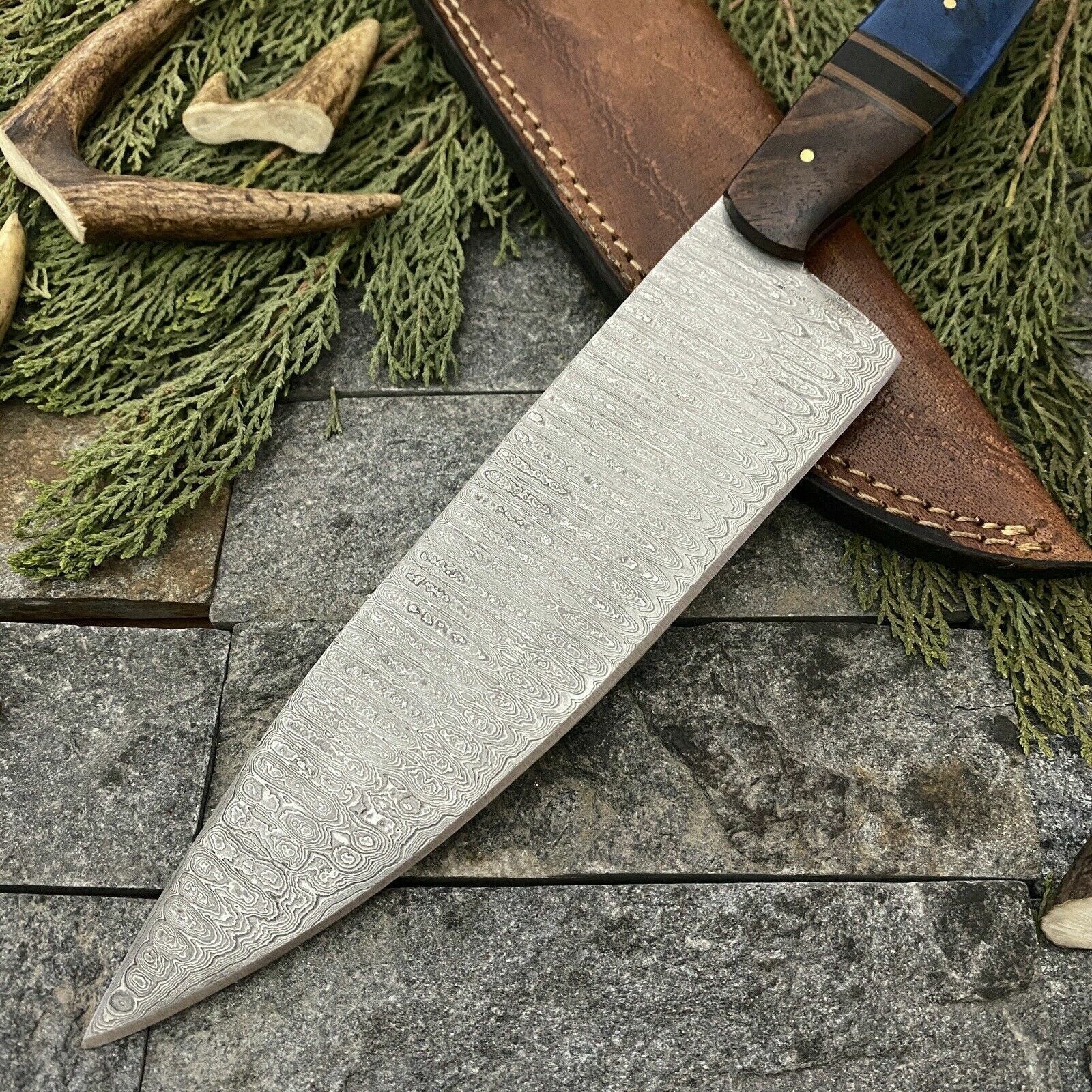 Hand Forged Twist Damascus Chef Knife  Wood  Resin Handle  Hunting Kitchen Knife 3