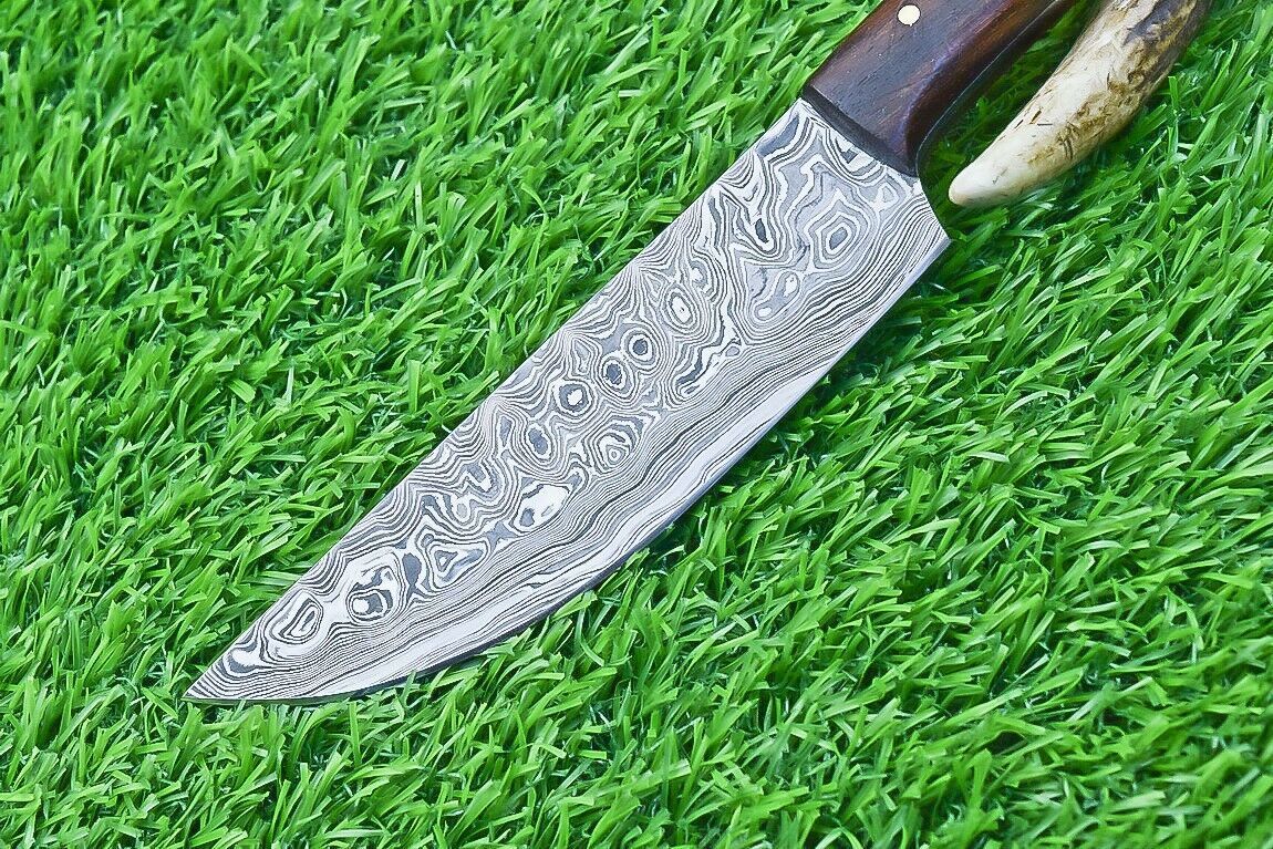 Stunning Hand Forged Damascus Steel Chef Knife  95 Kitchen Knife With Natural Wood Handle 2