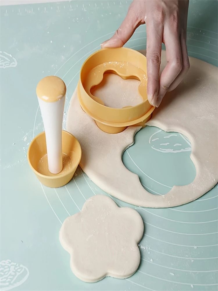 Mini Tart Shell Mold And Pastry Tamper Set  NonStick Plastic Tart Maker For Cookies Cupcakes And De 2
