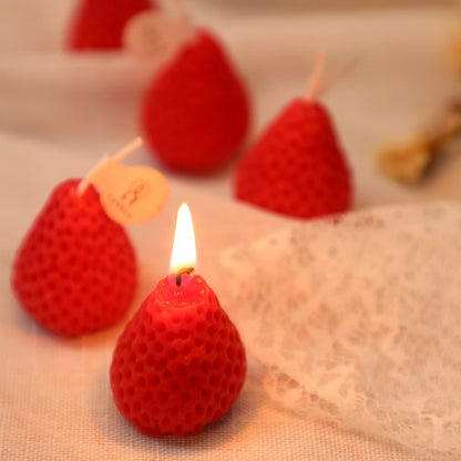 Handmade Strawberry Scented Candle, Fruit Aroma Soy Wax, Valentine's Day Decoration and Birthday Gifts
