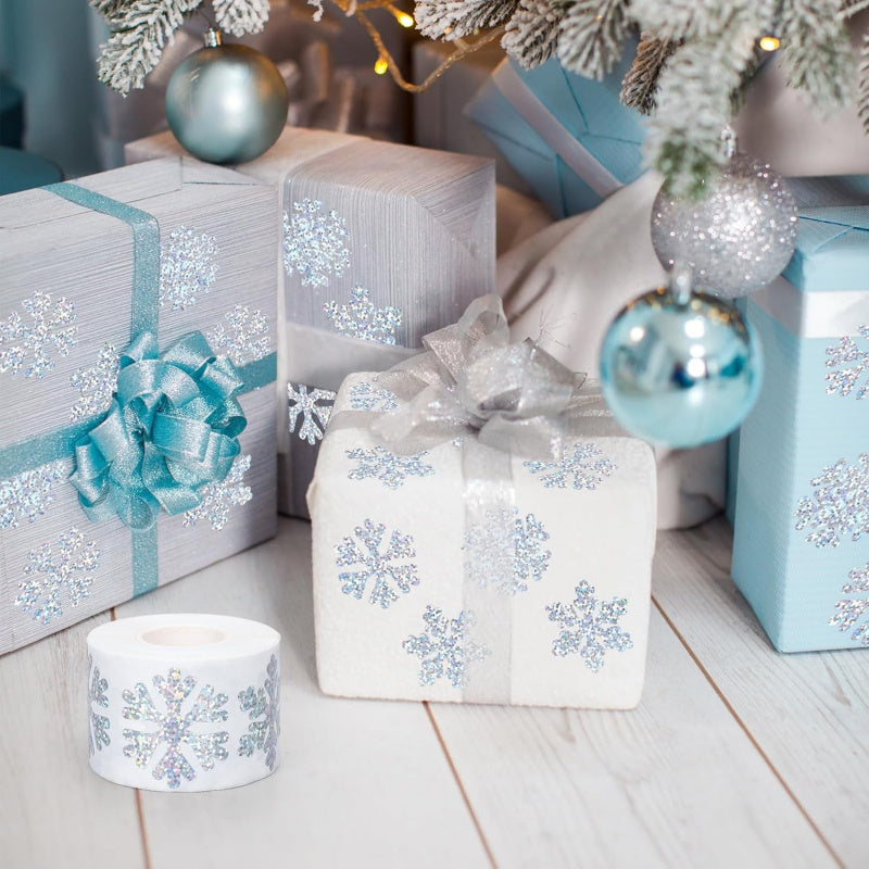 Winter Snowflake 500pcs Sticker Rolls SelfAdhesive Waterproof Stickers Perfect For Christmas Paper 3