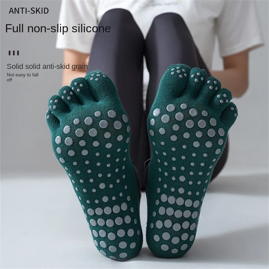 Womens Five Finger Yoga Socks  NonSlip Cotton Pilates And Fitness Socks 1