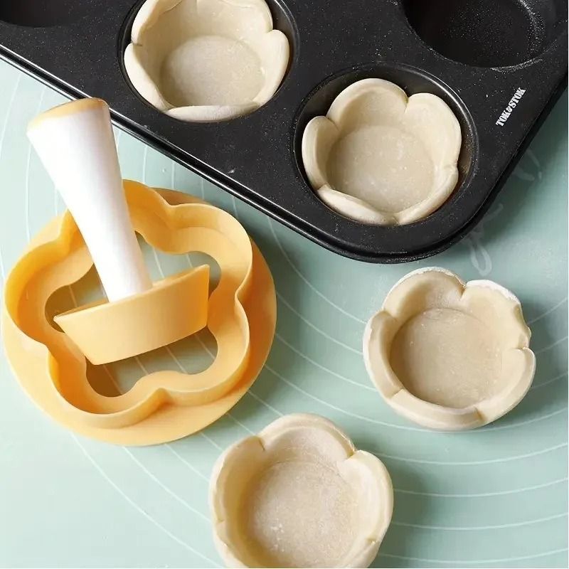Pastry Dough Tamper Set Flower Shaped Cutter Cake Mold