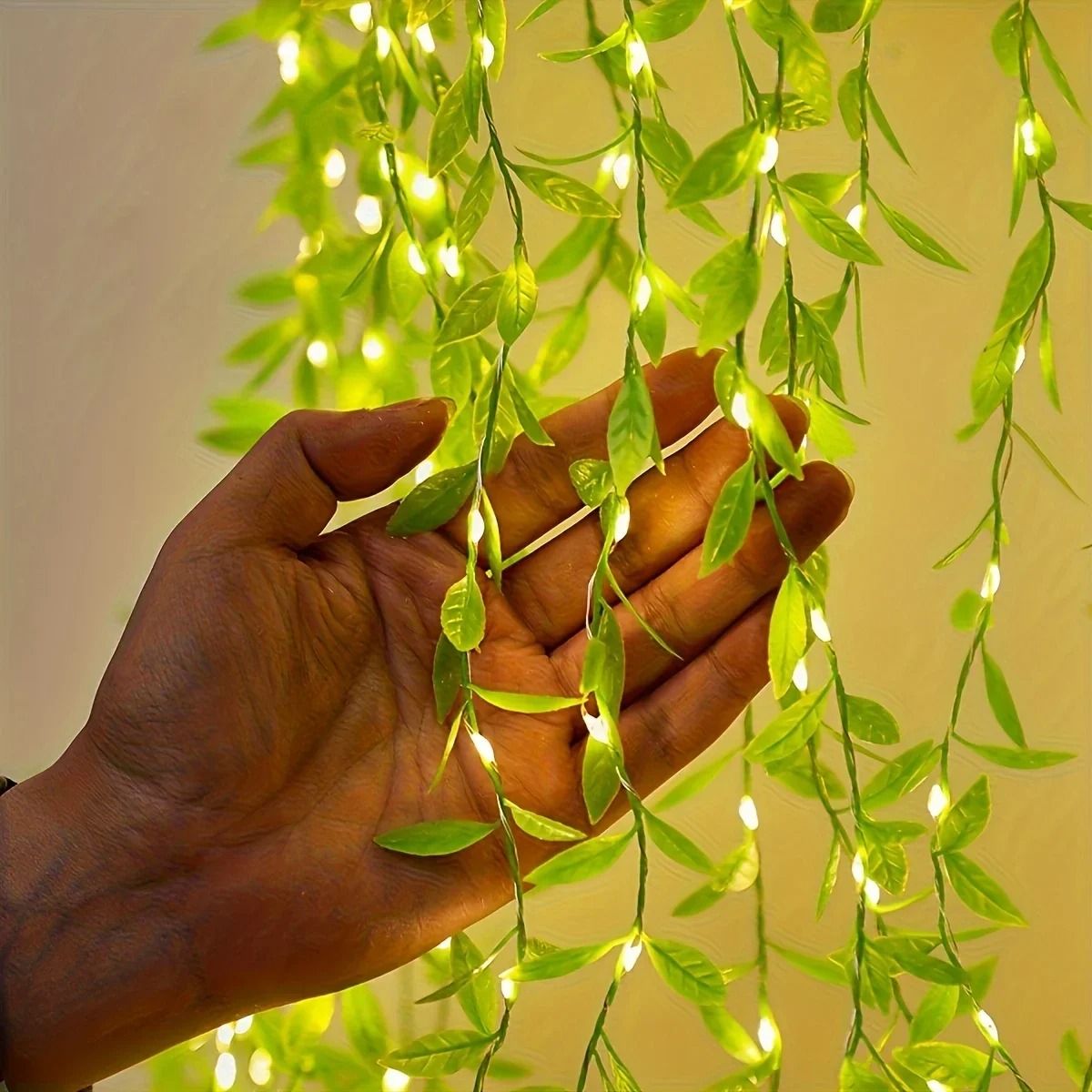 2M 20LED Willow Curtain Decorative Light String with Leaf Design
