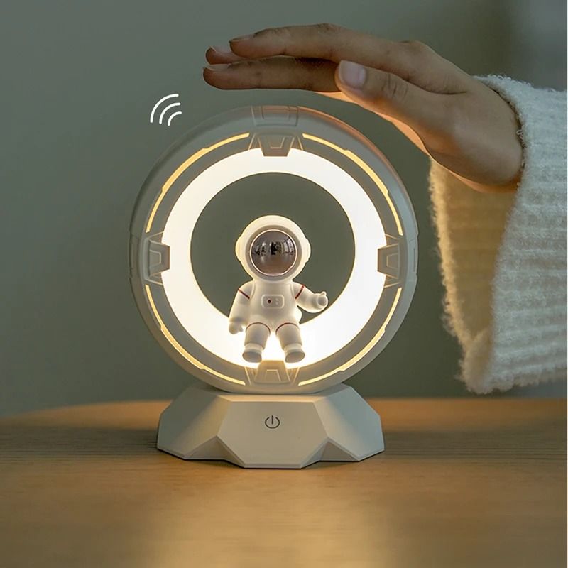 Rechargeable Astronaut LED Touch Lamp  Dimmable Night Light For Kids And Bedrooms 4