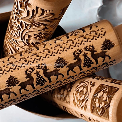 Christmas Wooden Rolling Pin with Reindeer Pattern Embossed Cookie Roller