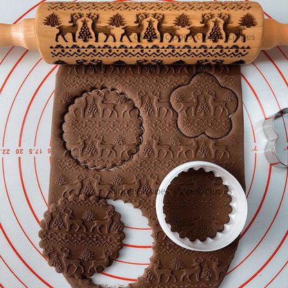 Christmas Wooden Rolling Pin With Reindeer Pattern Embossed Cookie Roller 4