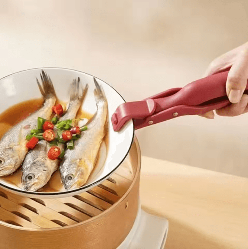 SafeGrip Silicone Anti Scald Clip Heat Resistant Pot And Bowl Holder 2