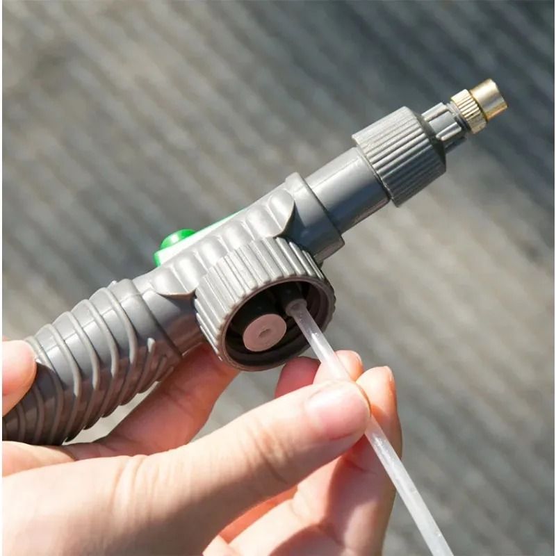 Adjustable High Pressure Manual Sprayer For Gardening And Home Use 5
