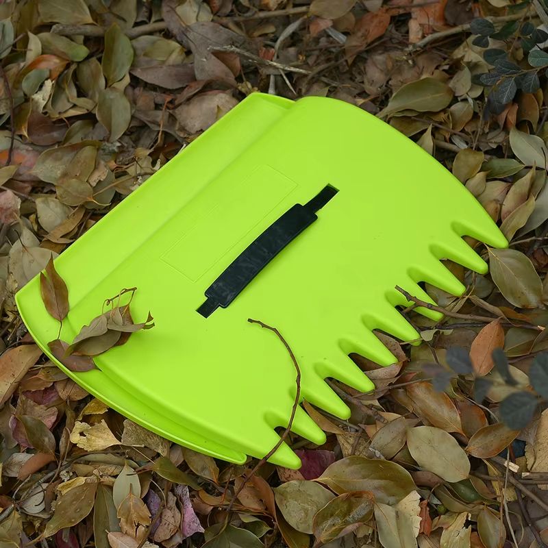 LeafSweep Outdoor Plastic Garden Rake  Durable Tool For Collecting Fallen Leaves  Yard Debris 3
