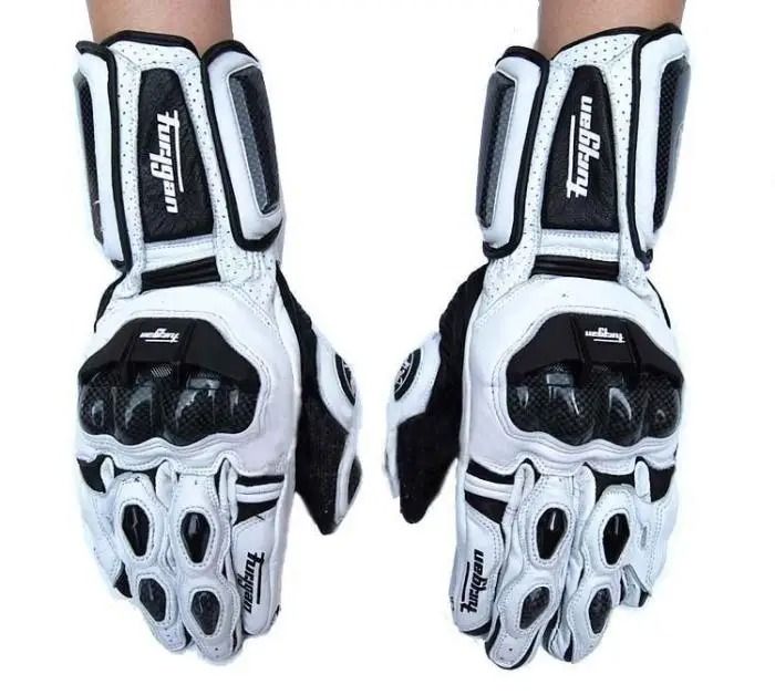Motorcycle Leather Gloves With Windproof Protection And Touchscreen Function 4