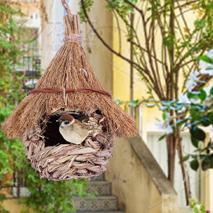 NatureNest Hand-Woven Grass Bird House for Wrens & Finches – Indoor/Outdoor Lawn & Patio Hut