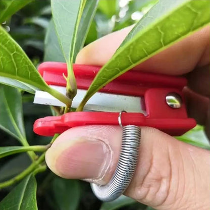 Multifunction Thumb Knife Garden Pruner – Safe Fruit Picking Blade with Finger Protector