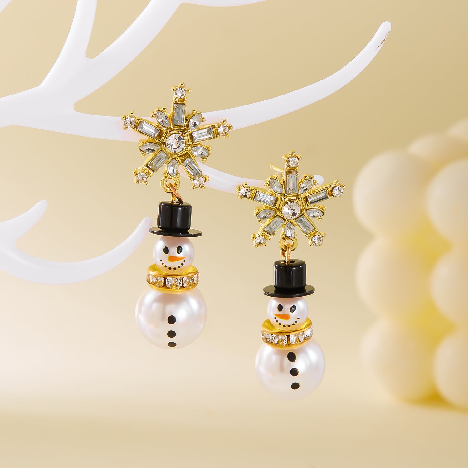 Pearl Drop Earrings For Women Cute Fashion Christmas White Snowman Rhinestone Snowflake Earring Jew 7