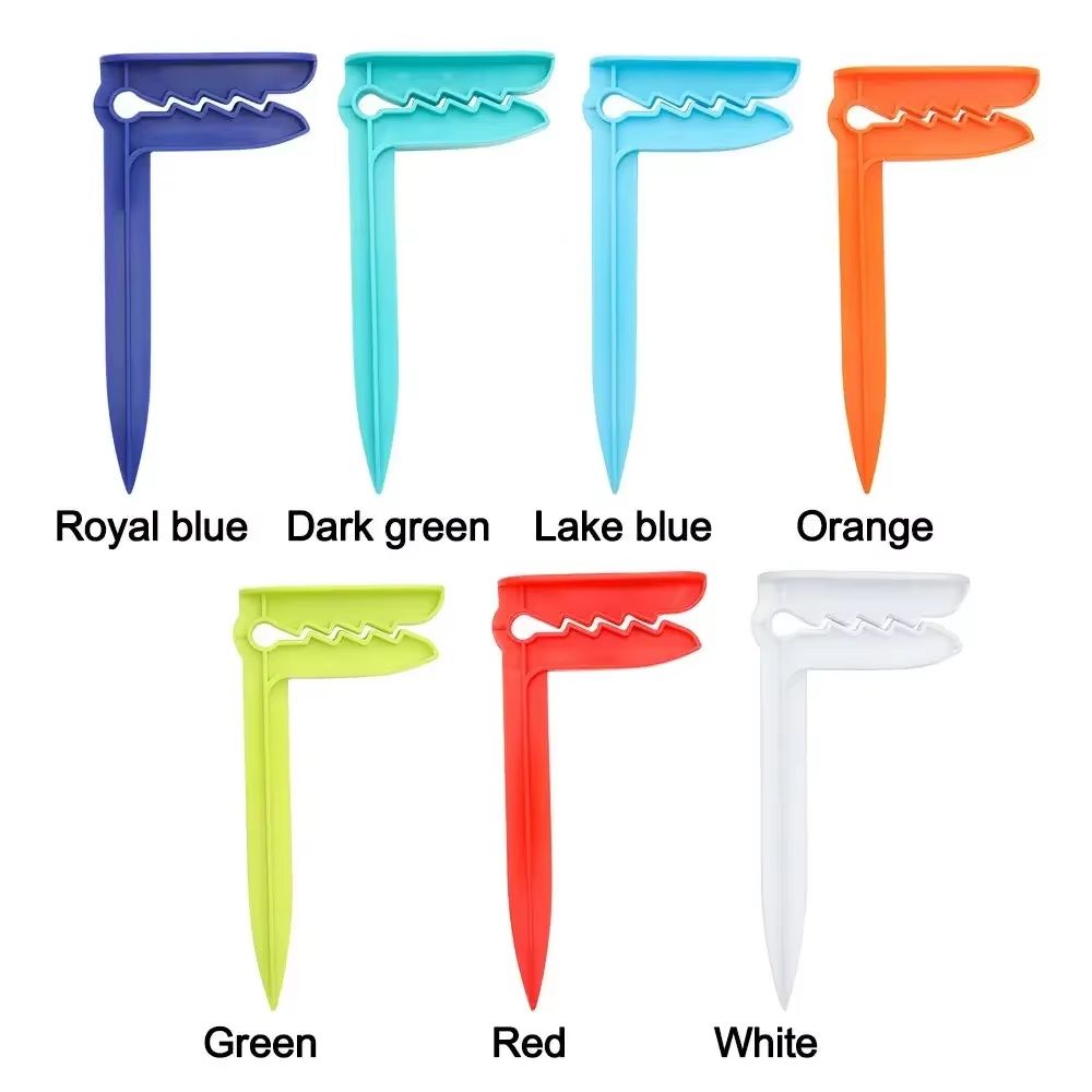4Piece Beach Towel  Camping Mat Clip Set 4
