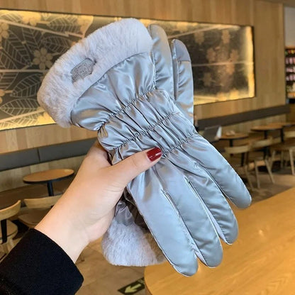 Women Winter Warm Ski Gloves With Fleece Lining And Touch Screen Design 5