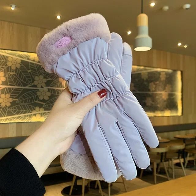 Women Winter Warm Ski Gloves With Fleece Lining And Touch Screen Design 9