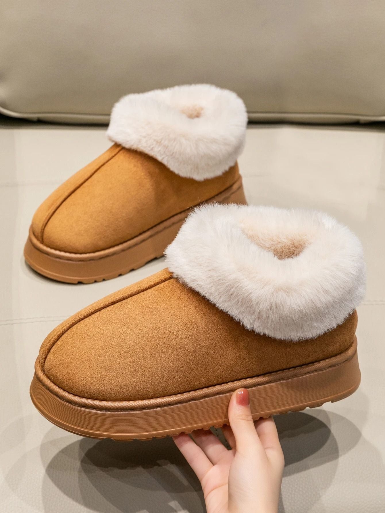 Womens Plush Snow Boots And Mens Winter Indoor Slippers With Faux Fur Lining 1
