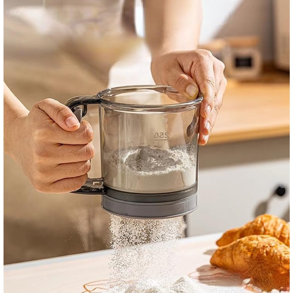 Plastic Sifter with Tray, Fine Mesh Flour Sifter, One Hand Press Baking Tool, Powdered Sugar Kitchen Cake Filter