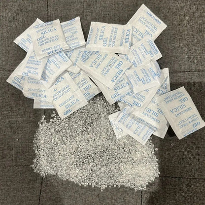 Non Toxic Silica Gel Desiccant Bags Moisture Absorber Nonwoven Packets for Kitchen Room and Storage Protection