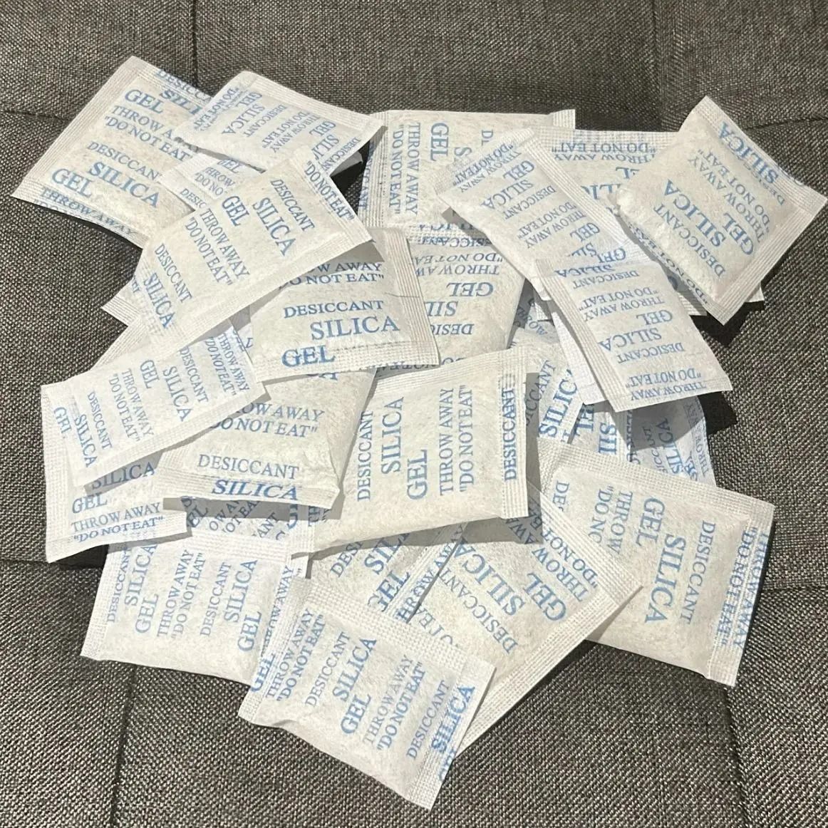 Non Toxic Silica Gel Desiccant Bags Moisture Absorber Nonwoven Packets For Kitchen Room And Storage 1
