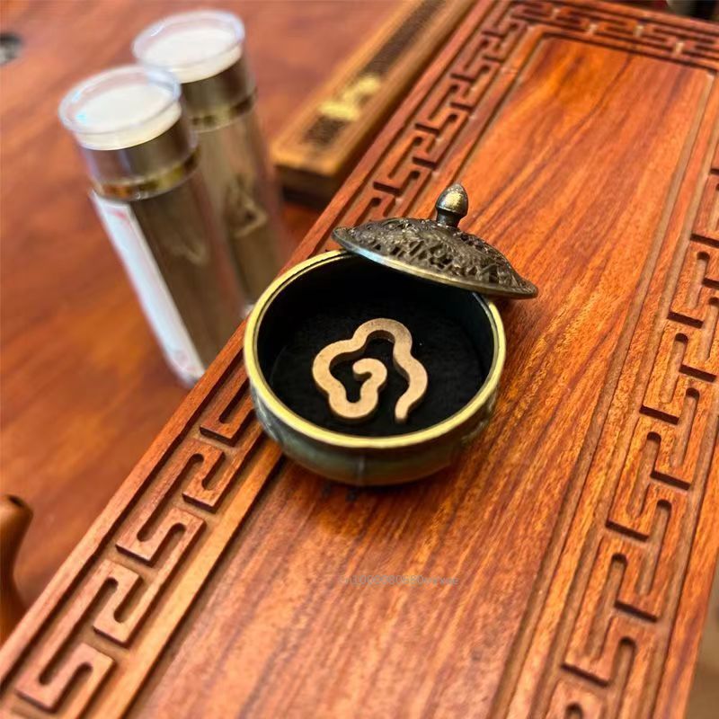 1Pc Antique Brass Dragon Phoenix Pocket Incense Burner, Chinese Hollow Mini Ornaments, Ancient Tea Desk Decor