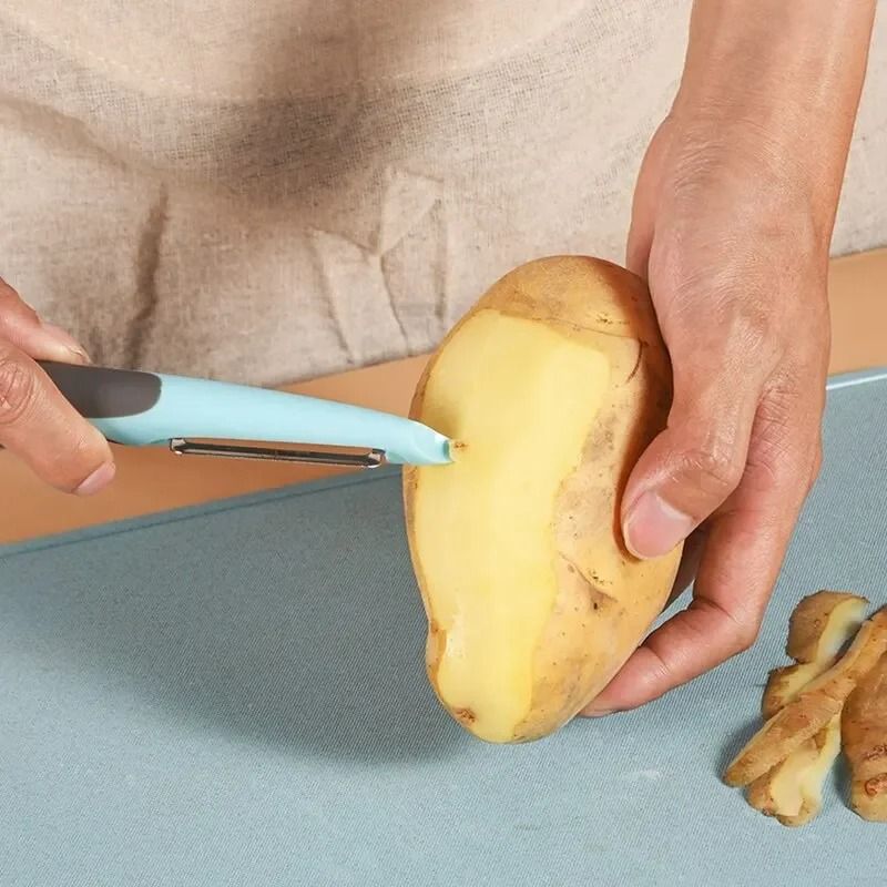 Stainless Steel MultiFunctional Vegetable And Fruit Peeler Kitchen Tool 2