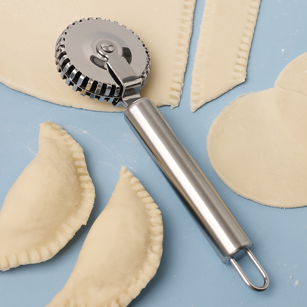 Stainless Steel Multifunctional Edge Roller for Baking, Decorative Rolling Pastry Cutter, All Steel Embossing Tool