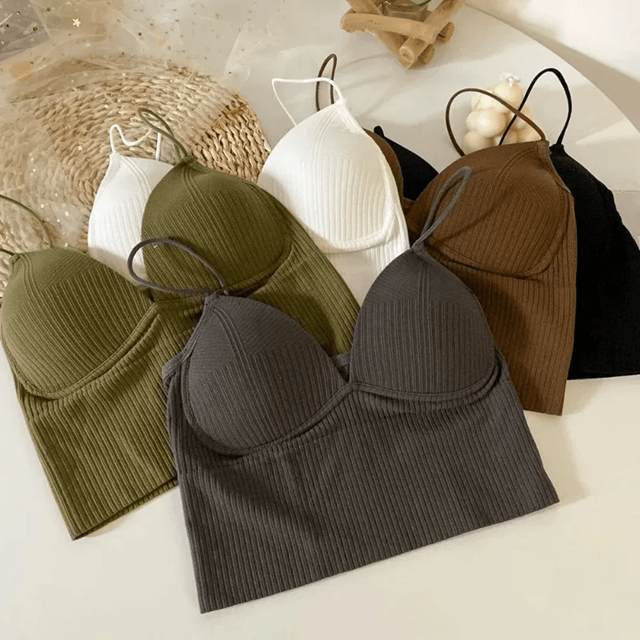 SeamlessFit Tube Crop Top – Stretchy Streetwear Bandeau for Everyday Confidence
