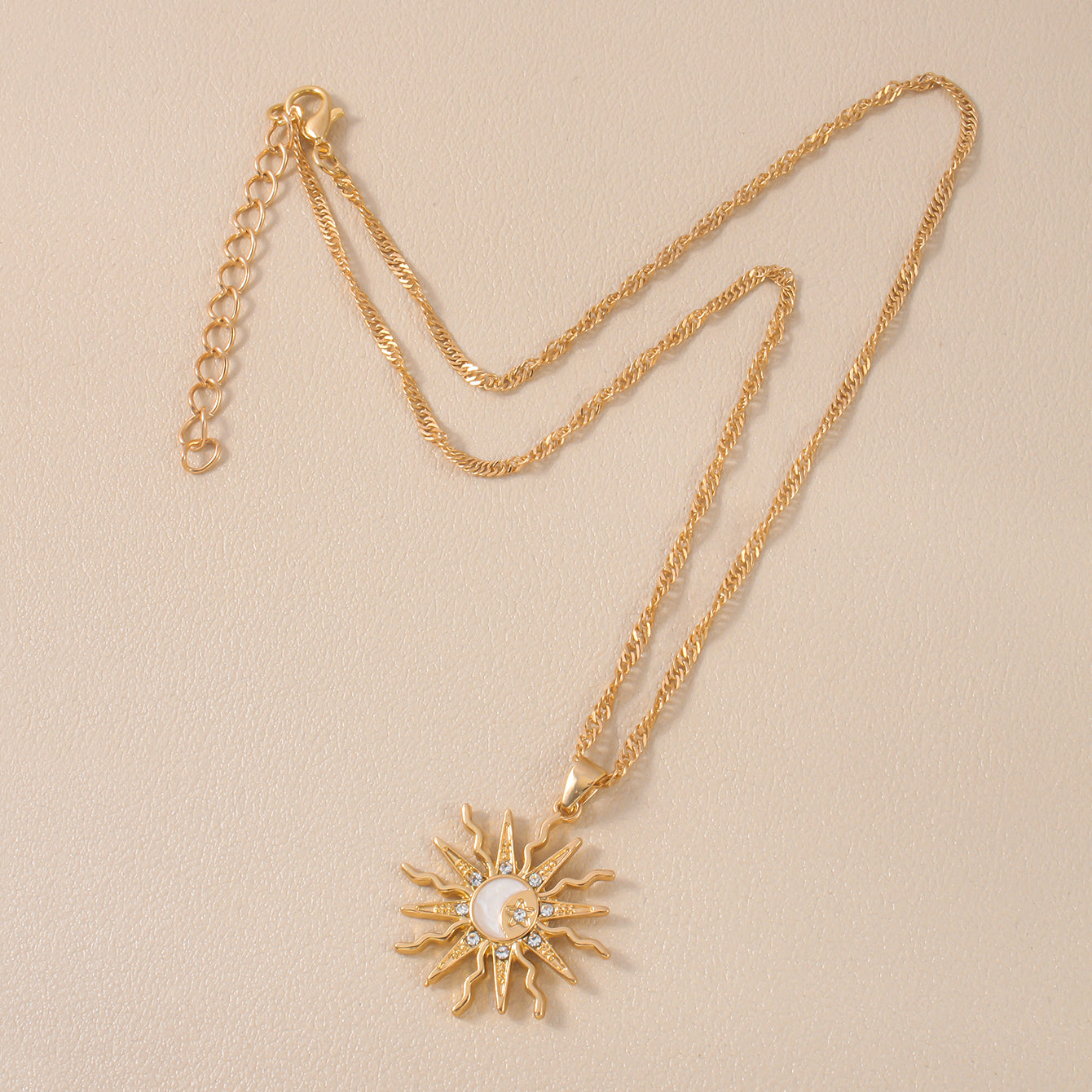 Retro Pendant Necklace, Three In One Sun Star Moon Design, Shining Rhinestone Jewelry for Women, Elegant Daily and Party