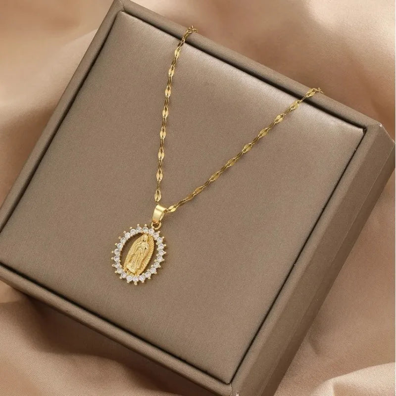 Gorgeous Women's All Sky Star Micro Inlaid Colorful Zircon Necklace, European and American Fashion Virgin