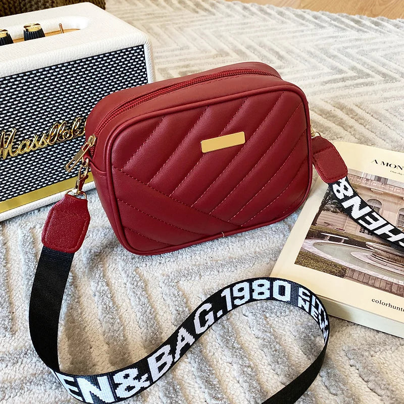 Leather Messenger Bag for Women, Fashion Small Crossbody Purse, Luxury Designer Zipper Handbag, Stylish Travel Should