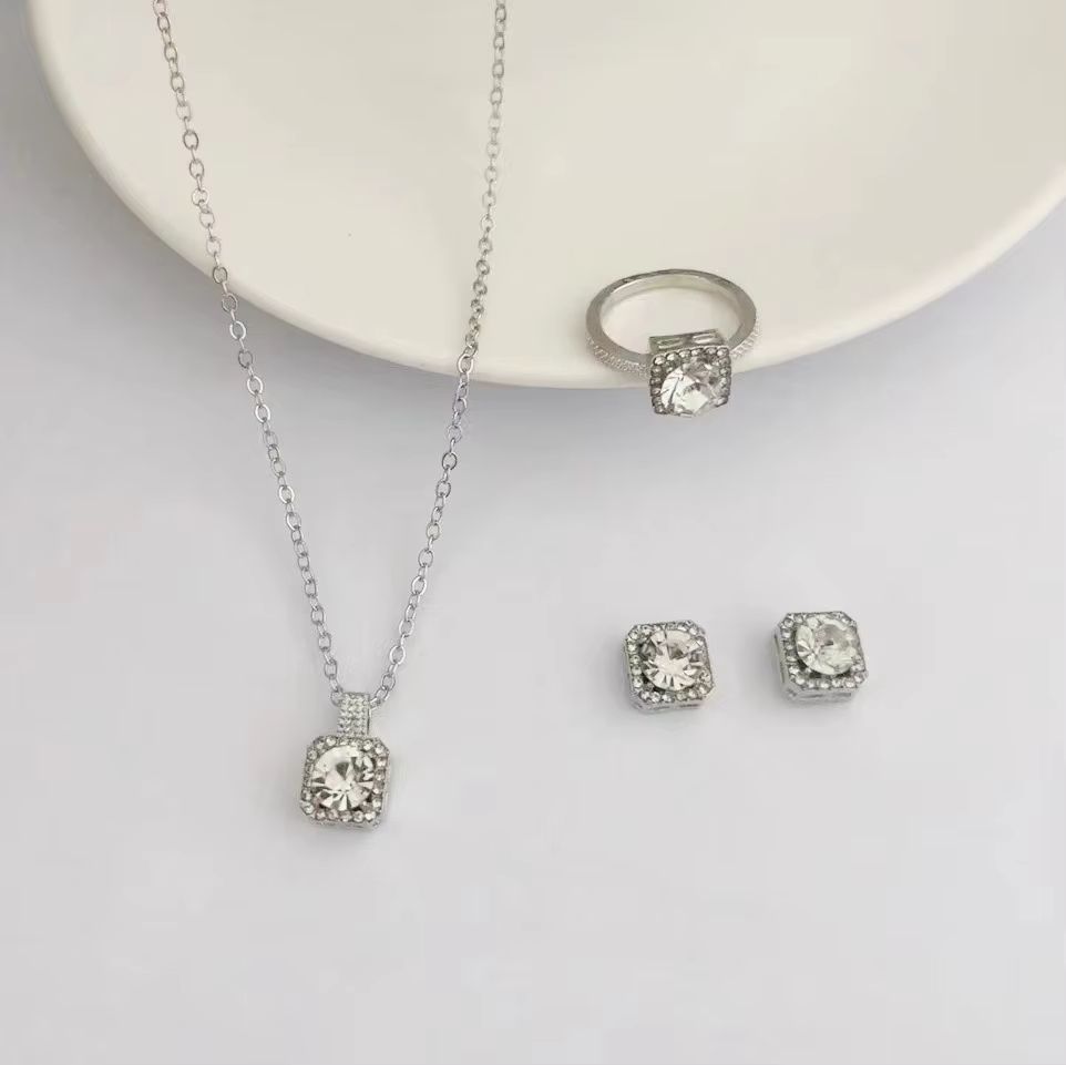 Luxury Cube Necklace Earrings And Ring Jewelry Set For Women 3