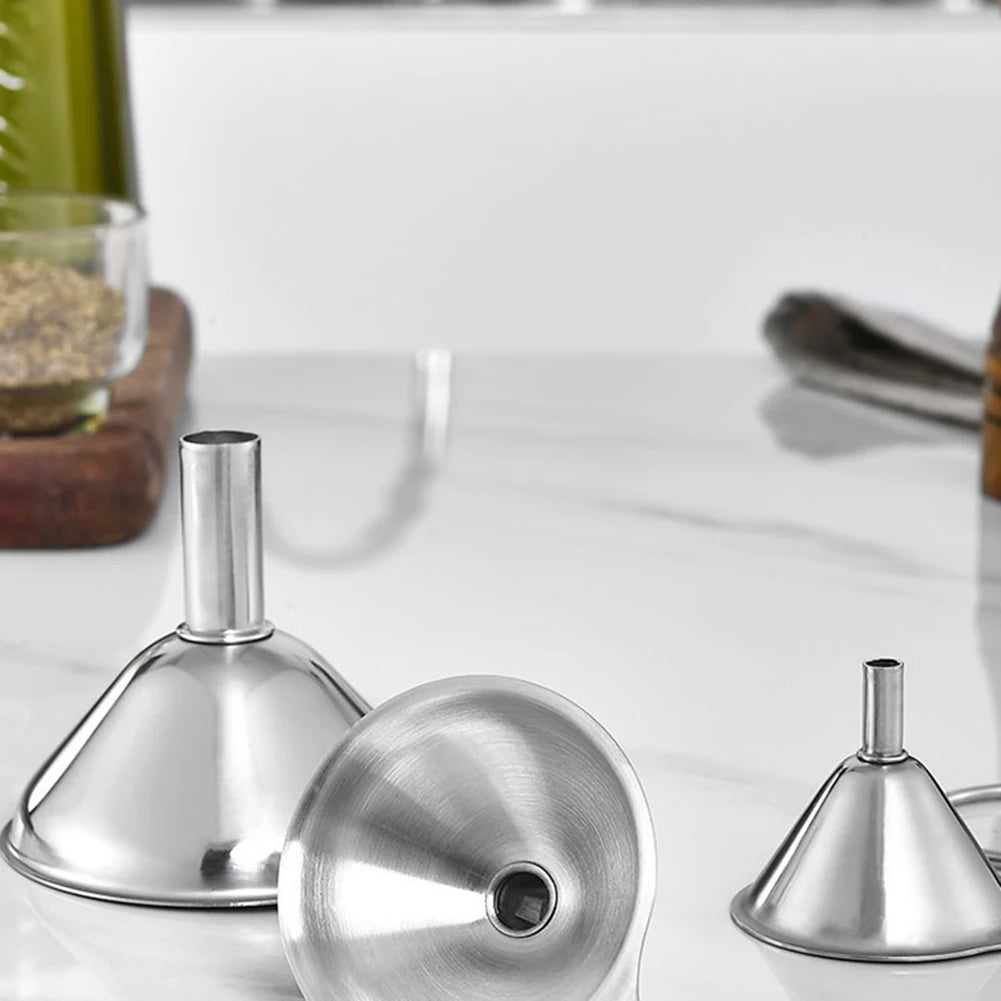 Stainless Steel Funnels Set Multipurpose Kitchen Funnel Set Liquid Transfer Dry Ingredients Powder  3