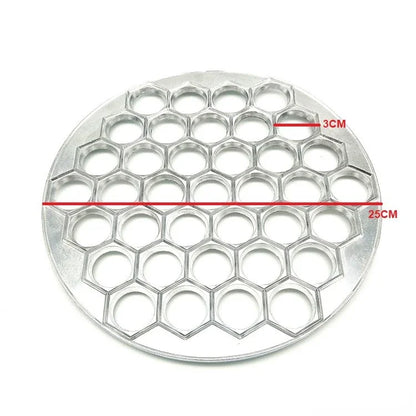 Metal Dumpling Maker, Pastry Press with Wooden Handle, Double Wheel Pasta Cutter, Ravioli Dumplings Kitchen Tool