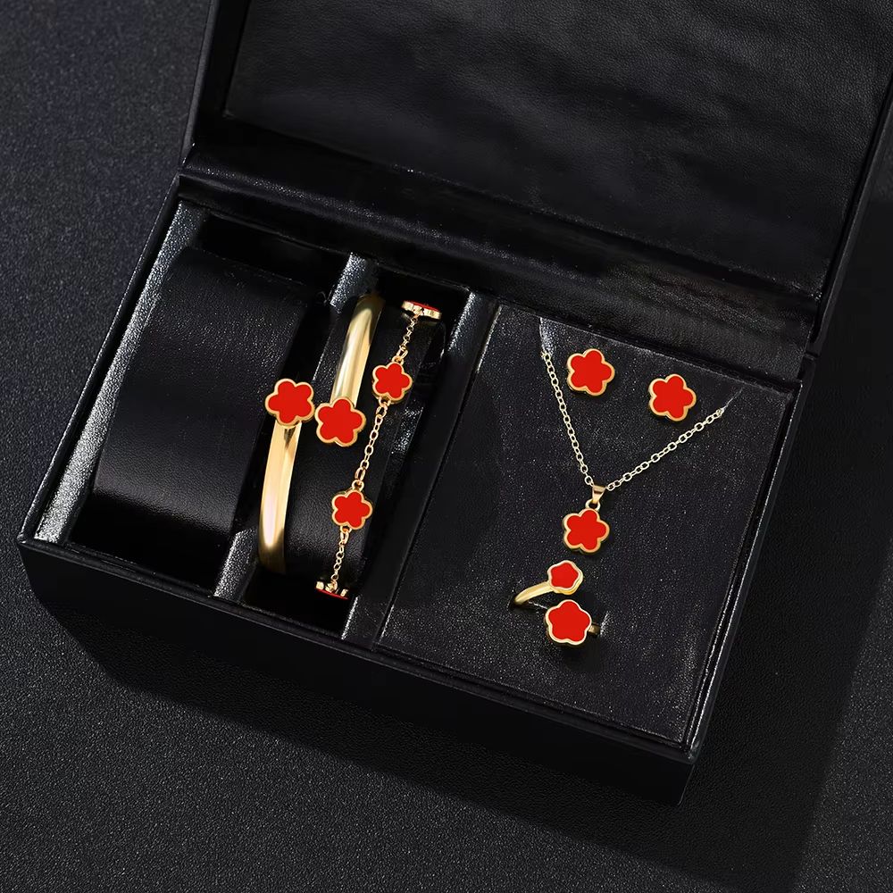 Lucky Five Petal Flower Jewelry Set For Women 5 Pieces 7