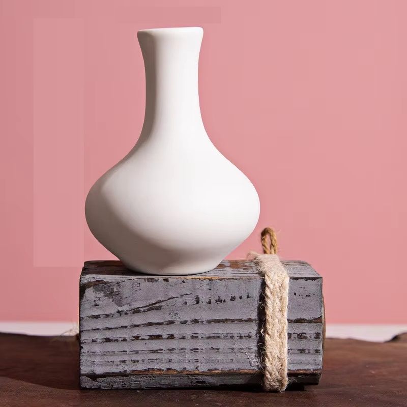 Flower Ornaments Ceramic Small White Vase Flower Bottle Crafts Room Decoration Fragrance Bottle Cer