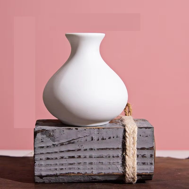 Flower Ornaments Ceramic Small White Vase Flower Bottle Crafts Room Decoration Fragrance Bottle Cer