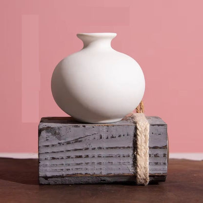 Flower Ornaments Ceramic Small White Vase Flower Bottle Crafts Room Decoration Fragrance Bottle Cer