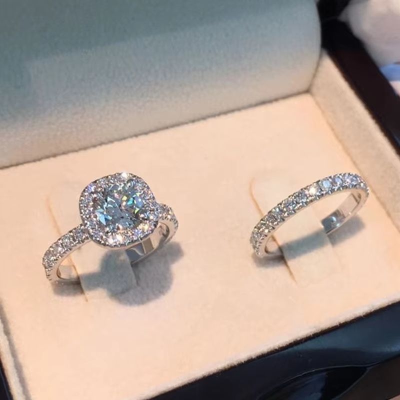 2pcs Bridal Ring Set For Women  Luxury Zircon Wedding Rings With Crystal Love Band 2