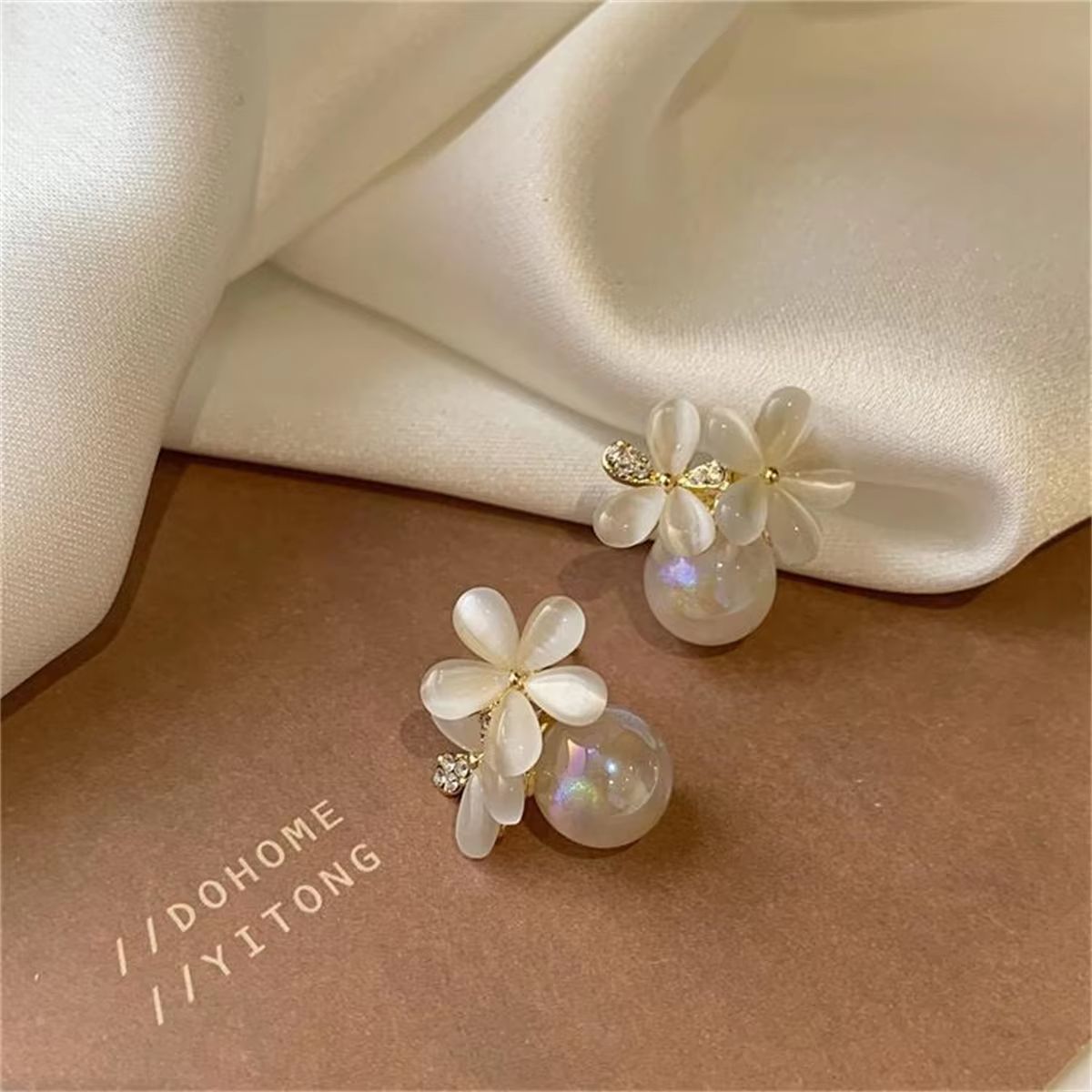 Korean Opal Flower Earrings For Women  Crystal Pearl Floral Stud Earrings For Wedding  Party 2