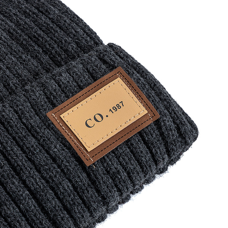 Knitted Winter Beanie Hat, Unisex Warm Cap with Plush Fur Lining, Outdoor Ski Sports Hat for Men Women