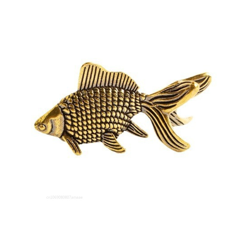 Brass Goldfish Figurines Retro Lucky Animal Statue Miniatures Ornament Home Decor Desk Decoration Tea Pet Cute Gifts