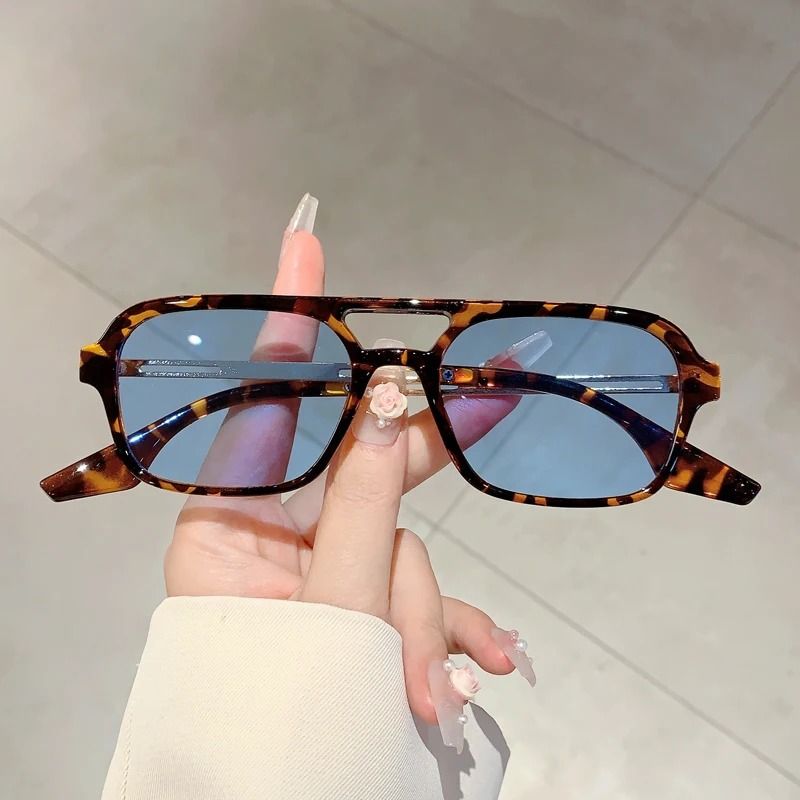 Trendy Square Grey Sunglasses for Women – UV Protection Fashion Shades