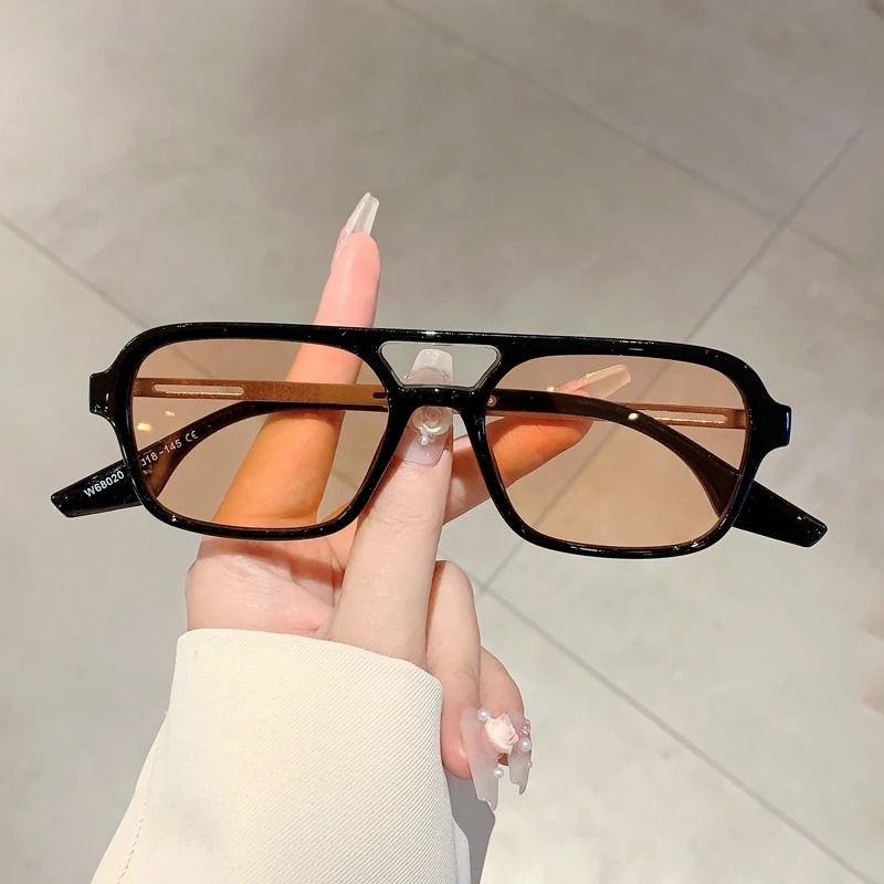 Trendy Square Grey Sunglasses For Women  UV Protection Fashion Shades 3