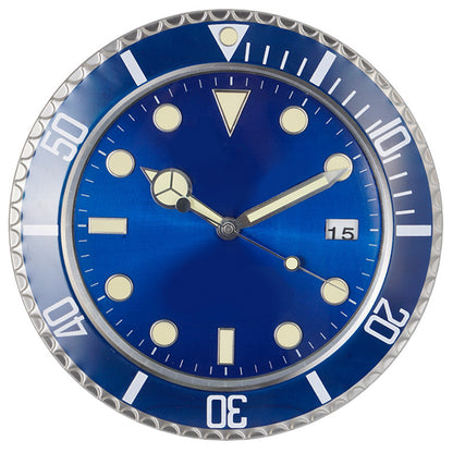 European Style Minimalist Quartz Clock, Metal Modern Luminous Wall Clock, Living Room Decoration Creative