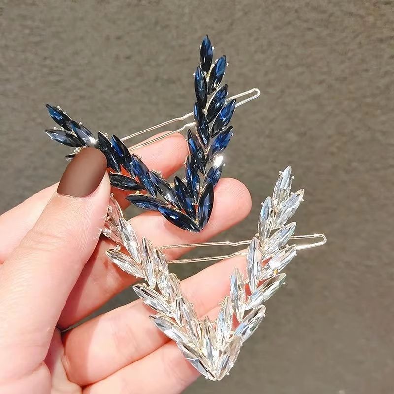 LuxV Crystal VShape Hair Clip Set  Luxury Korean Style Buckle Hairpins For Women  Girls 2
